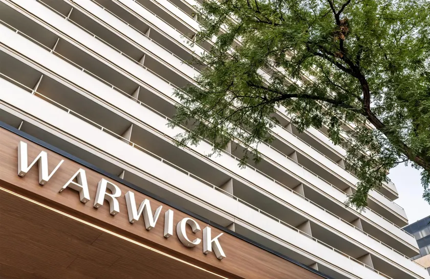 Warwick Denver - Image 1