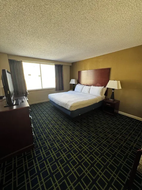Barclay Hotel Atlanta Downtown - Image 1