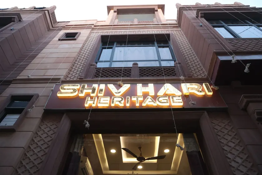 Shiv Hari Mahal - Image 1