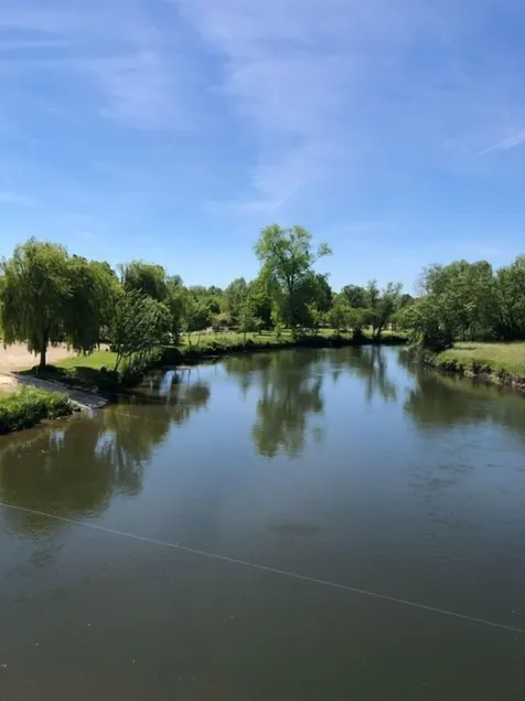 Camping Aubeterre-Sur-Dronne - Image 1