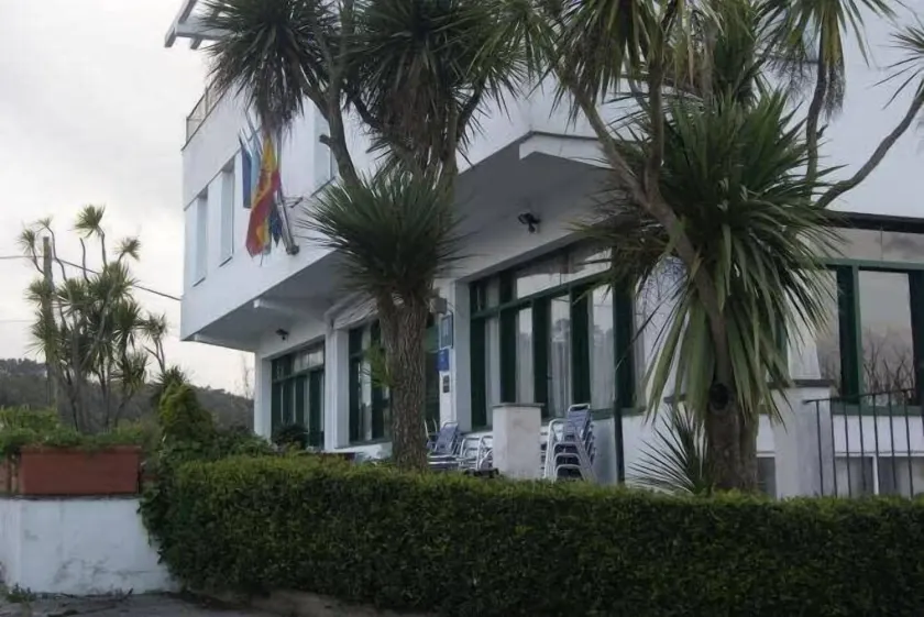 Hotel Los Laureles - Image 1