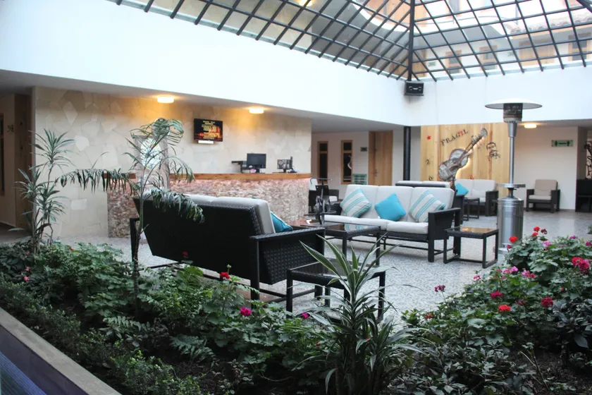 Hotel Palace Inn SCLC - Image 1