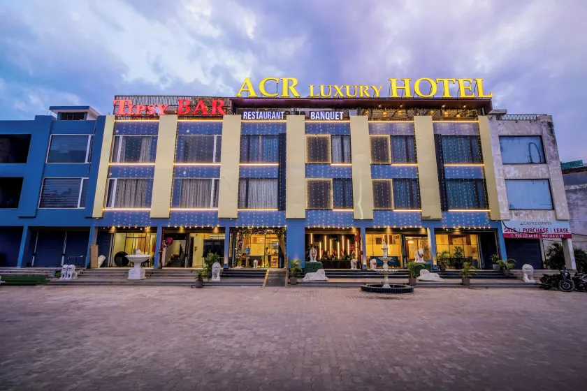 ACR Luxury Hotel - Image 1