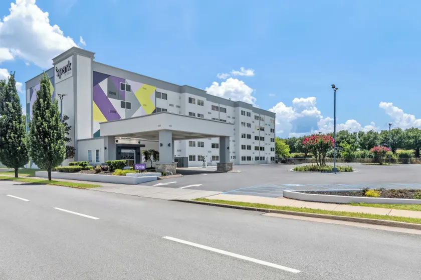 Spark by Hilton Chattanooga Downtown - Image 1