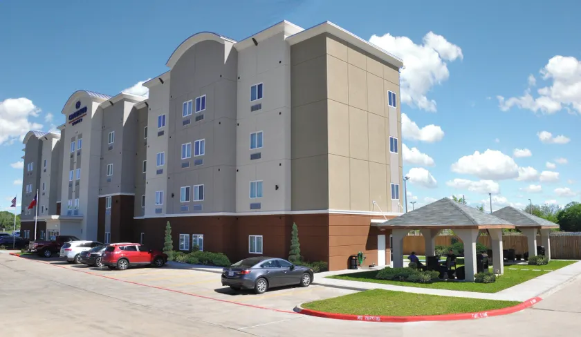 Candlewood Suites Bay City by IHG - Image 1