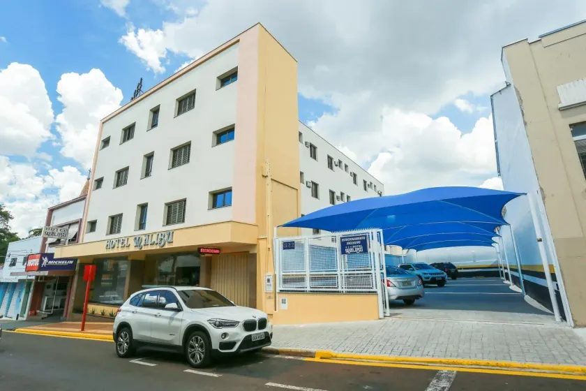 Hotel Malibu - Image 1