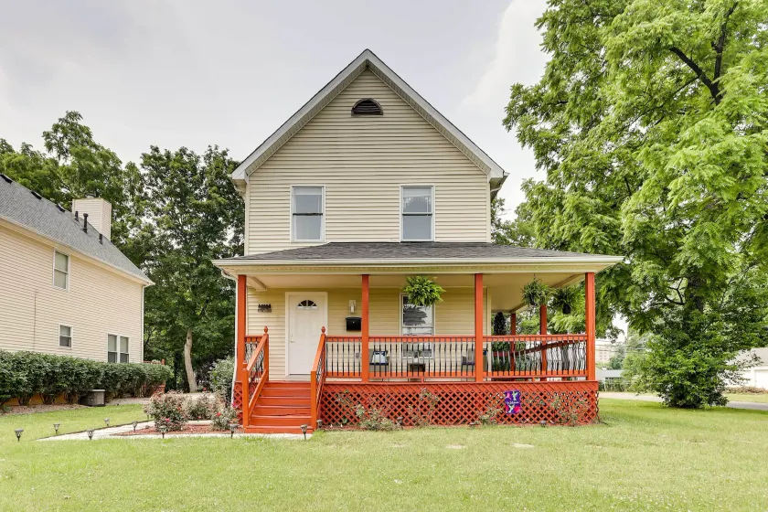 Walkable Apt Near Kentucky Derby! - Image 1
