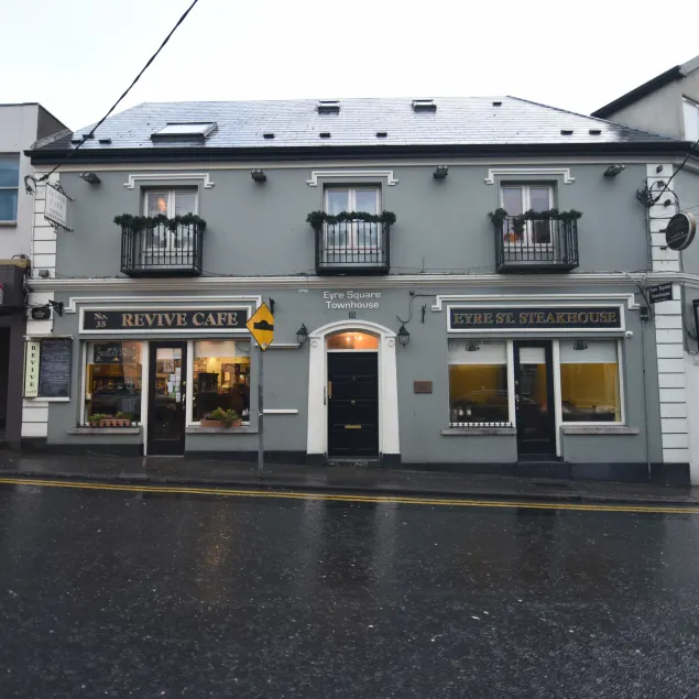 The Eyre Square Townhouse - Image 1