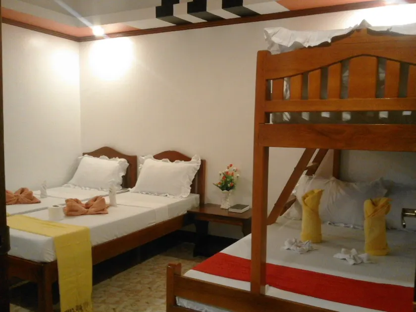 Vali-Joe Travel Lodge - Image 1
