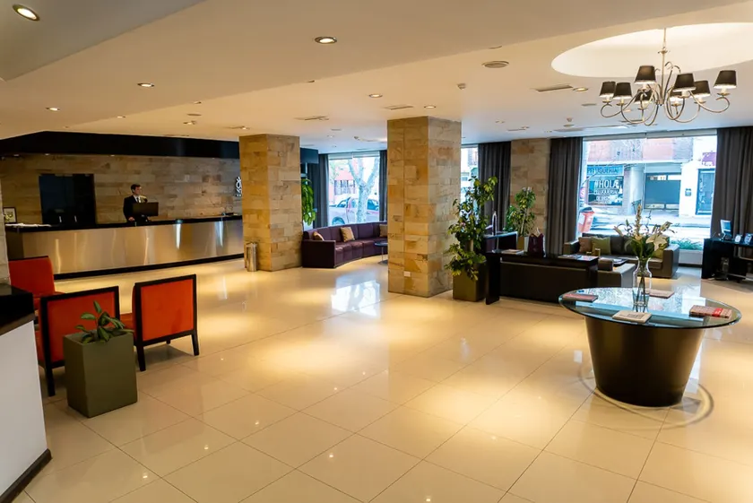 Neuquén Tower Hotel - Image 1