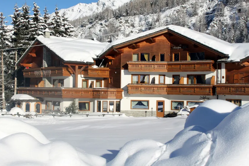 Hotel Bouton D'Or - Cogne - Image 1