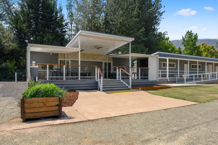 Bright Riverside Holiday Park - Image 1