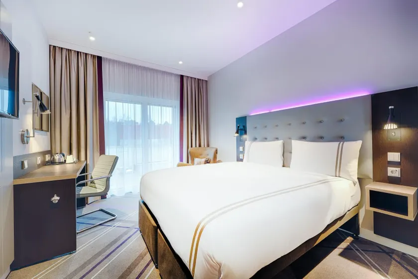 Premier Inn Regensburg City Centre - Image 1