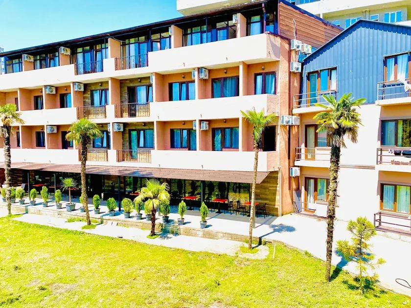 Hotel Costa - Image 1