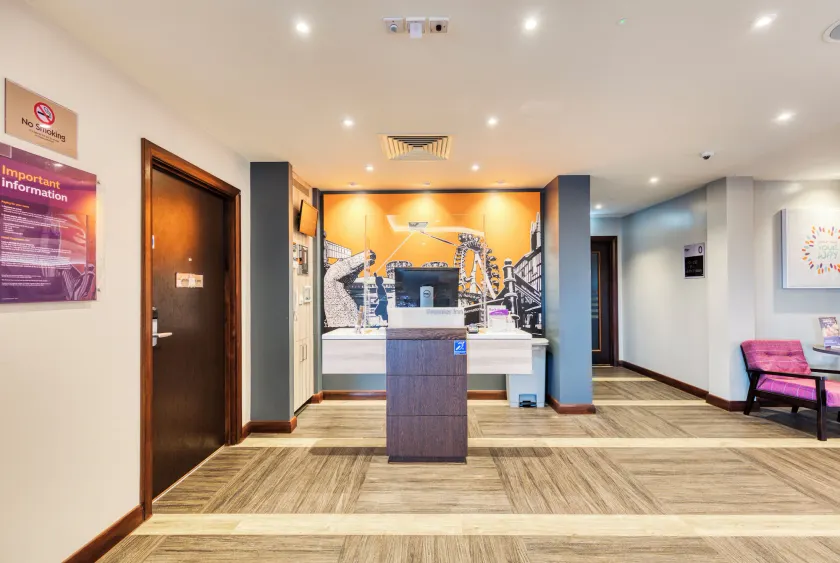 Premier Inn Faversham - Lobby