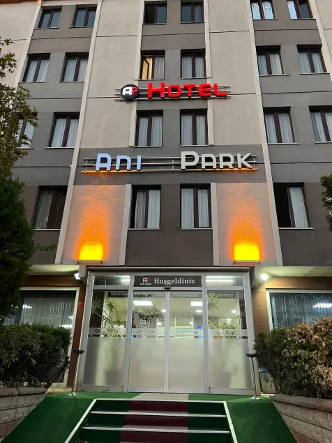 Anı Park Hotel - Image 1