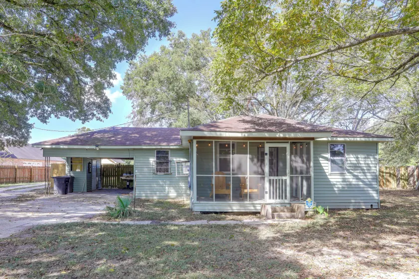 Family-friendly Home By Baton Rouge Zoo - Image 1