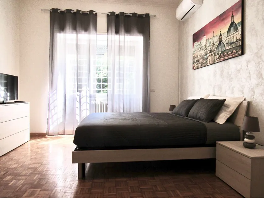 Roema Guest House - Image 1
