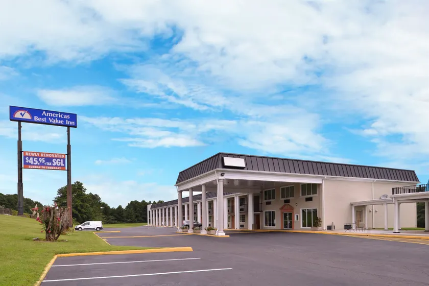 Americas Best Value Inn Richmond South - Image 1