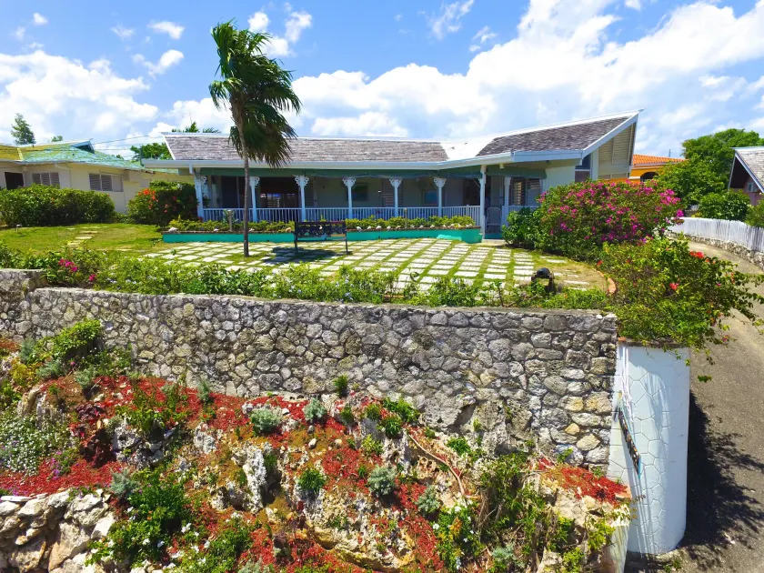 Windjammer, 4BR by Jamaican Treasures - Image 1