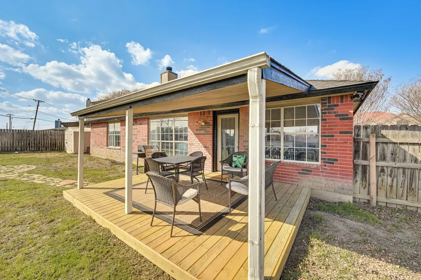 10 Mi to Fort Hood: Family Home w/ Backyard - Image 1