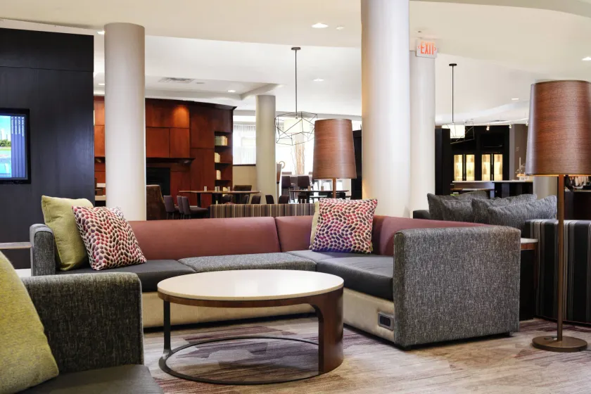 Courtyard Marriott Houston Pearland - Image 1