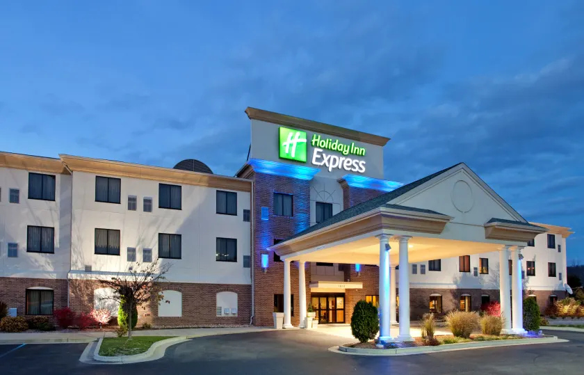 Holiday Inn Express Rolla by IHG - Image 1