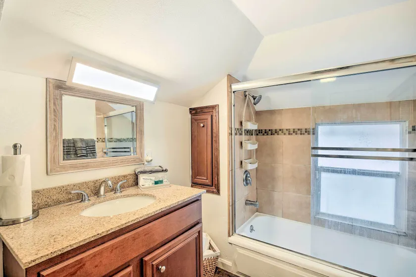 Super Walkable! Historic Home in Dtwn Long Beach - Interni