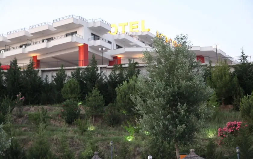 Acropol Hotel - Image 1