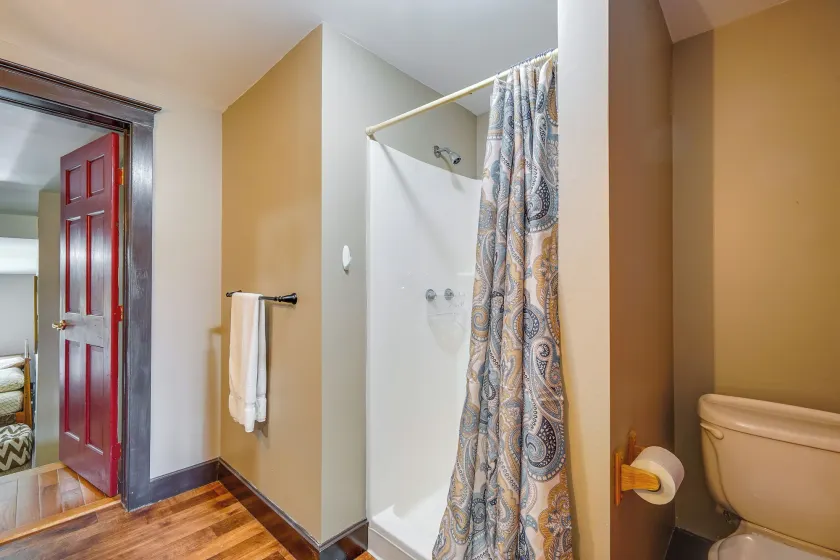 Buskirk Vacation Rental w/ Deck & Putting Green! - Interior