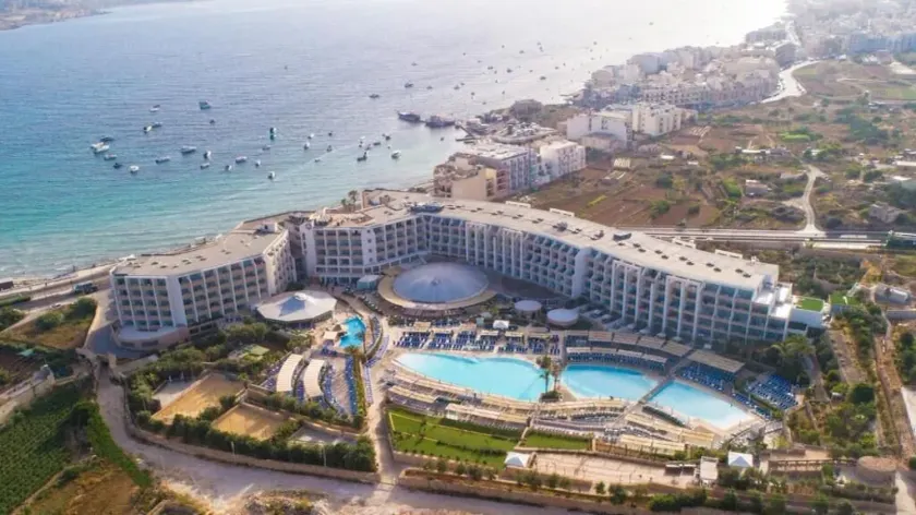 db Seabank Resort + Spa All Inclusive - Image 1
