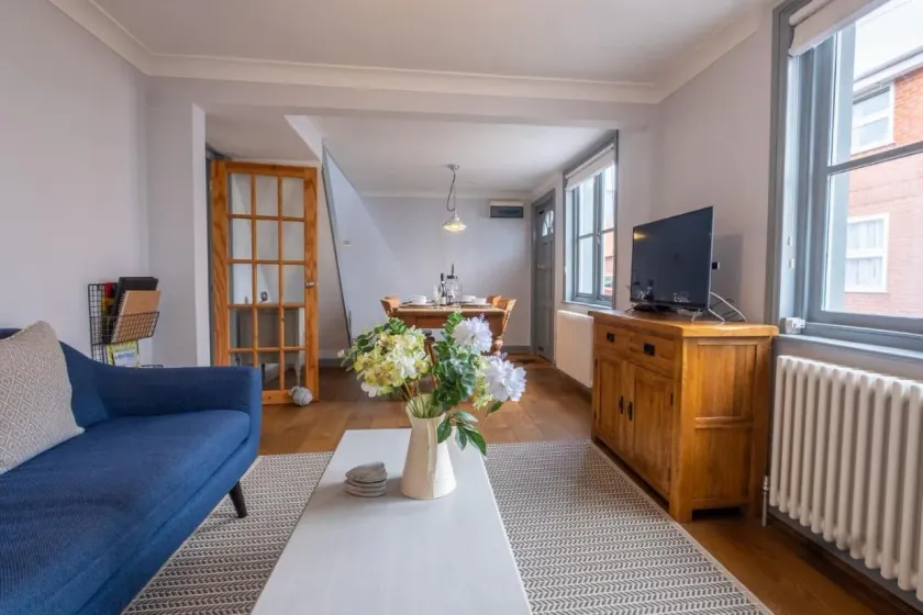 Sailmaker's Cottage - Image 1