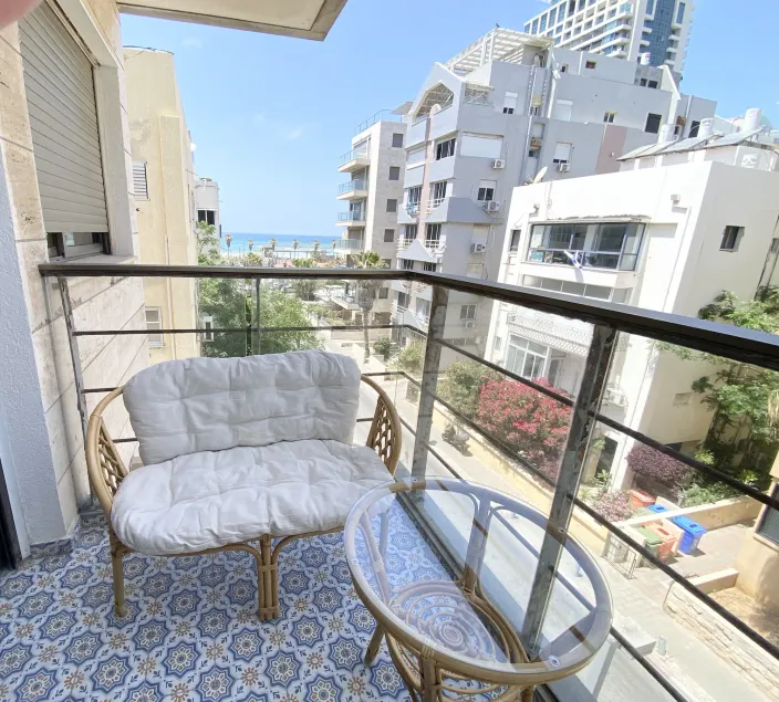 Sea Suites - Image 1