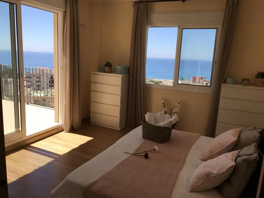 Rooms in Seafront Villa - Image 1