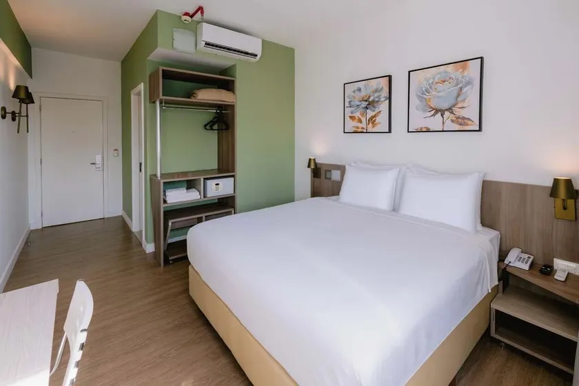 Slim Hotel Cuiabá Aeroporto - Image 1