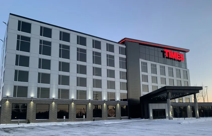 Grand Hotel TiMES Blainville-Mirabel - Image 1
