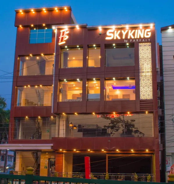 Hotel Skyking - Image 1