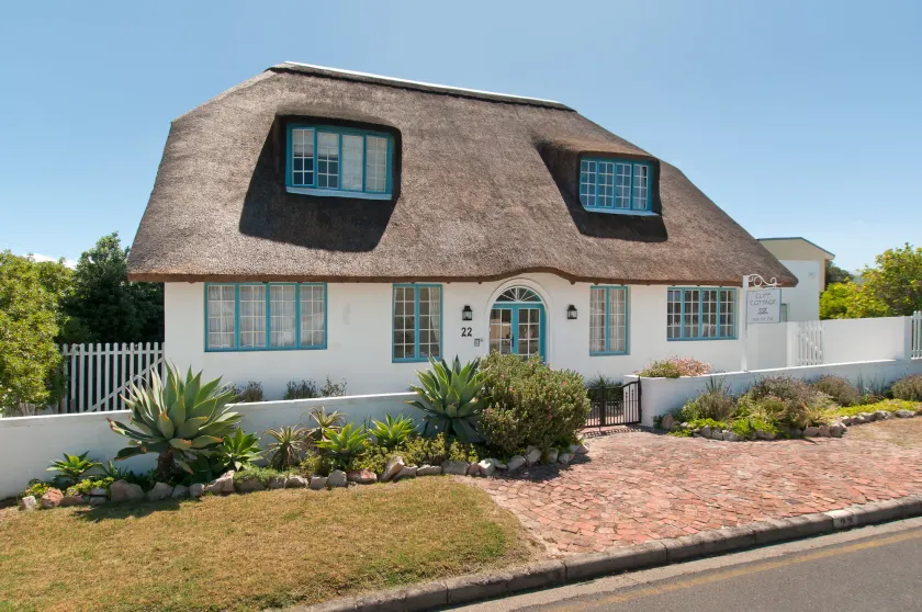 Cliff Cottage - Image 1