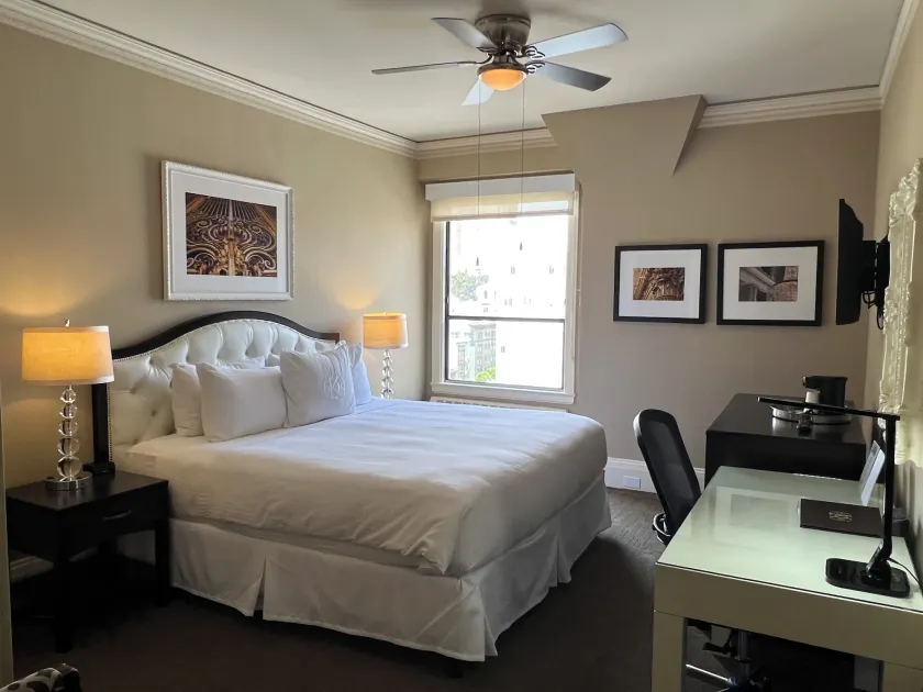 Kensington Park Hotel - Image 1