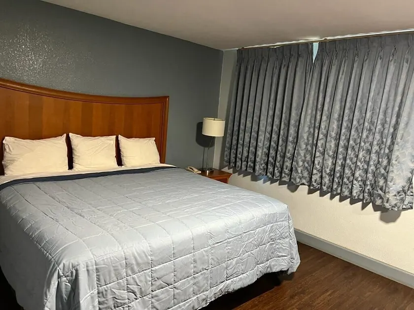 Holiday Motel - Habitación