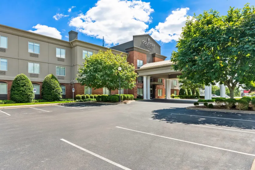 Country Inn & Suites Etown - Image 1
