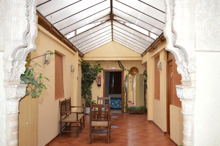 Pensión Zacatin - Image 1