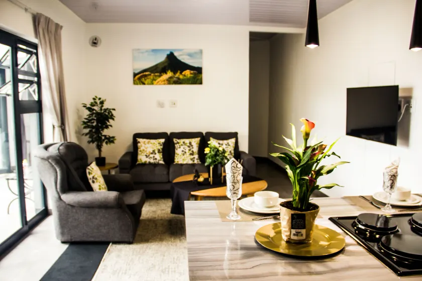 The Noble Lodge - Image 1