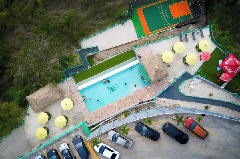 Hotel Vista Verde - Image 1