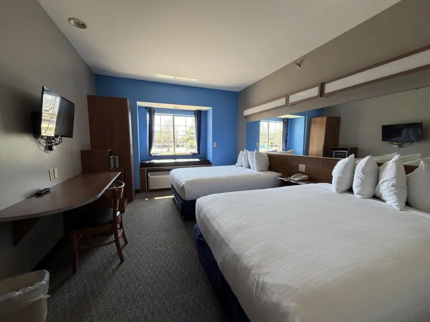 SureStay by Best Western South Bend - Image 1