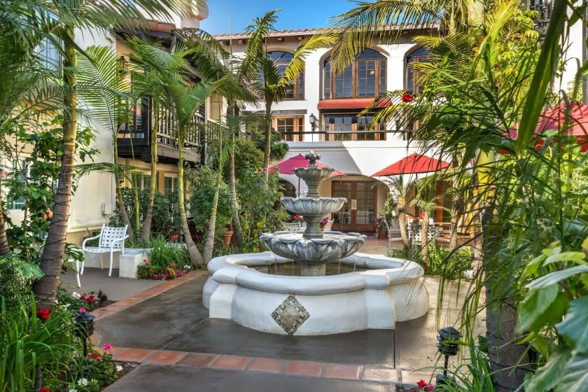 Best Western Plus Carpinteria Inn - Image 1