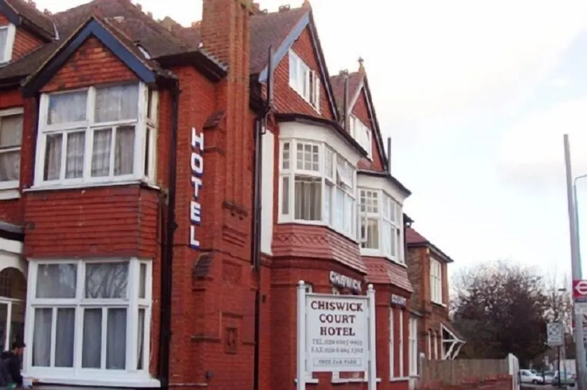Chiswick Court Hotel - Image 1