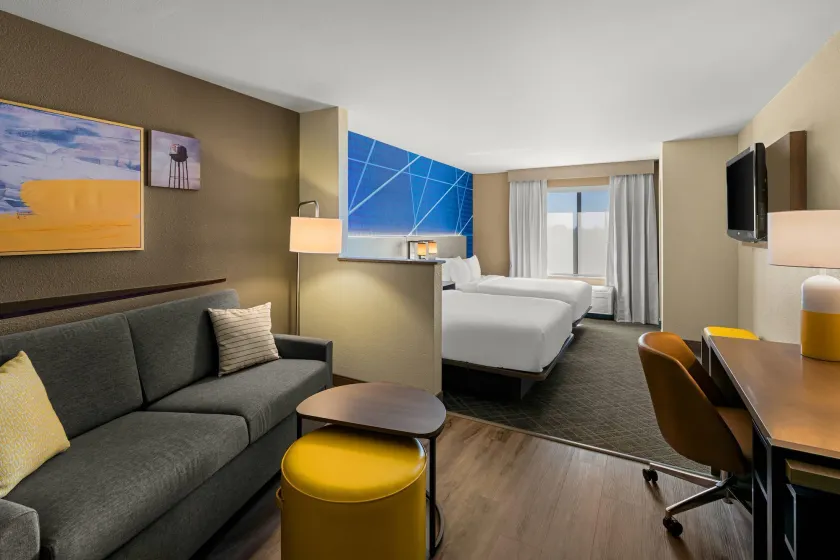 Comfort Suites Vacaville-Napa Valley Area - Image 1