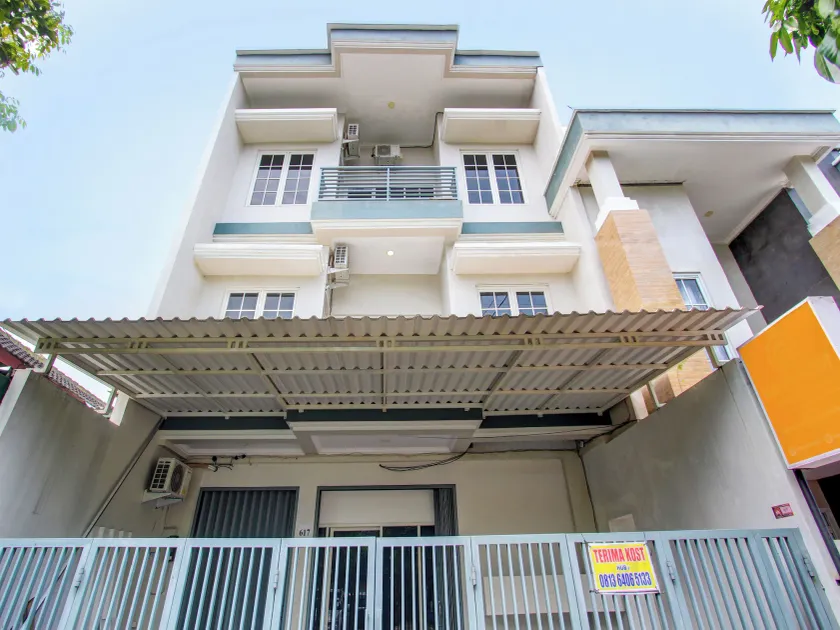 Pasadena House Semarang Mitra RedDoorz - Image 1