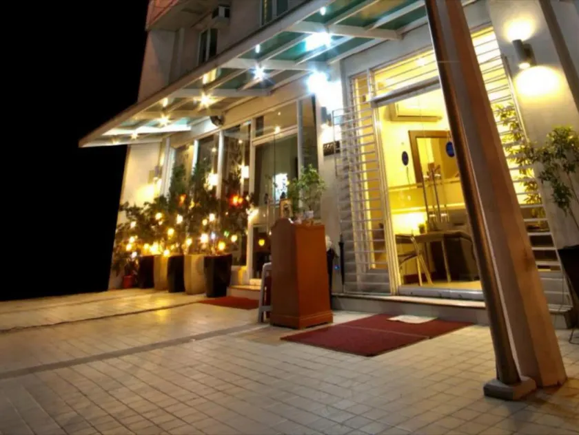 Collection O Avitel Hotel near Osmena Highway, PNR Pasay Station, Metro Manila - Image 1